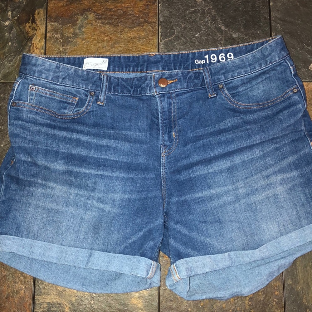 Stretchy GAP denim shorts💞💞